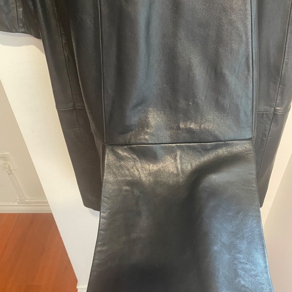 Yves Saint Laurent 5 bottoms Black Leather Coat. Paris. Size S. - Picture 7 of 10